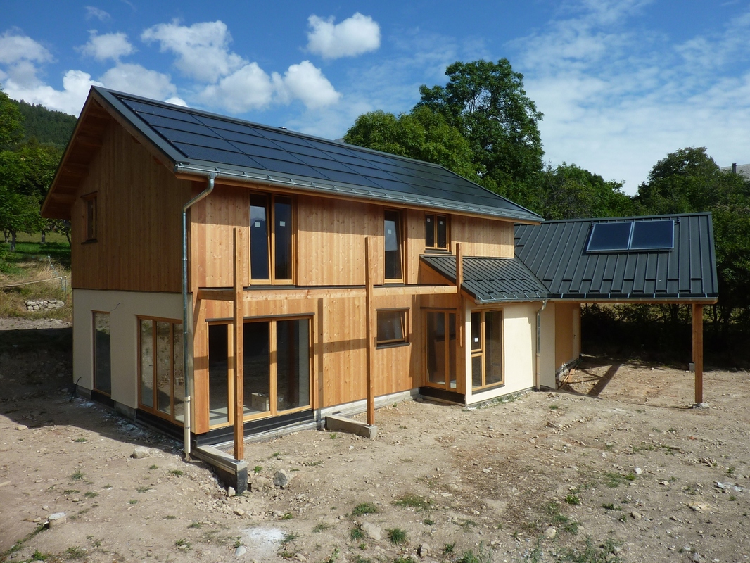 maison paille Chateauroux les Alpes 