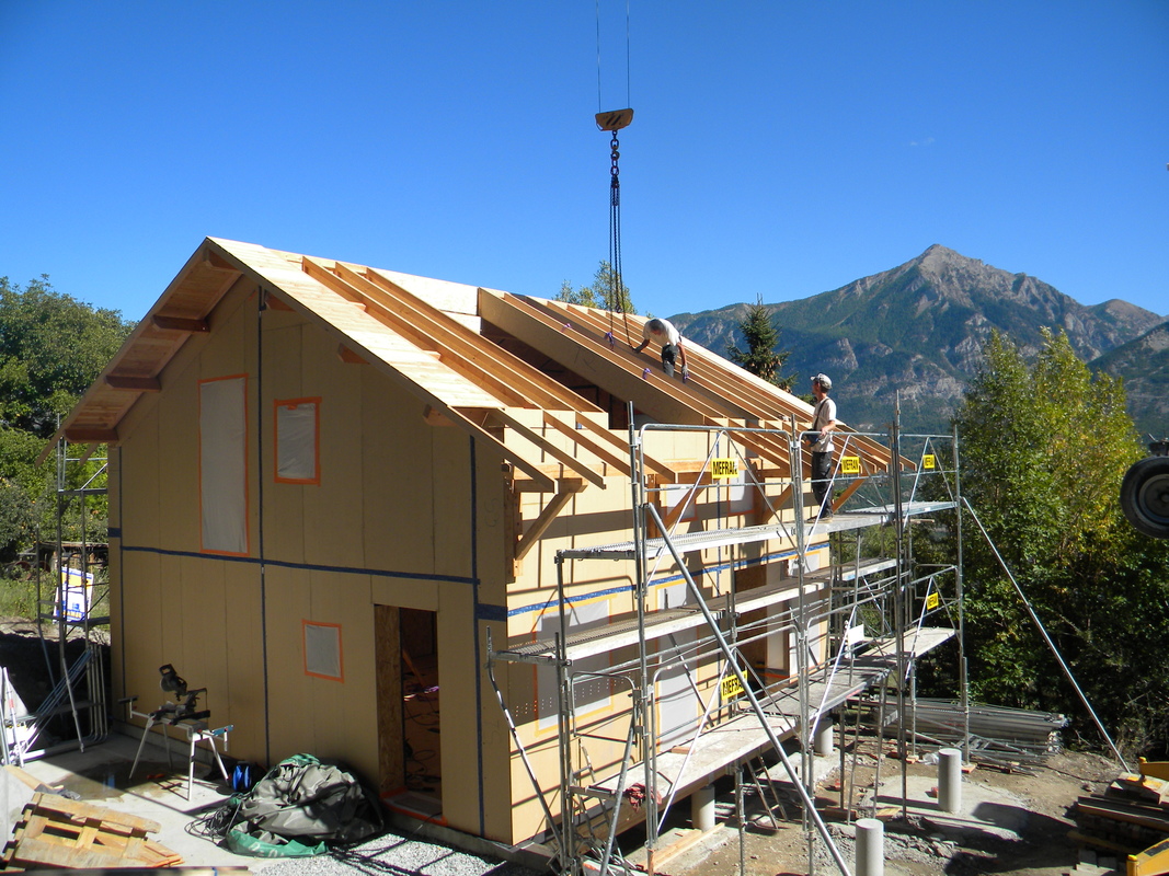 pose des caisson de toiture paille