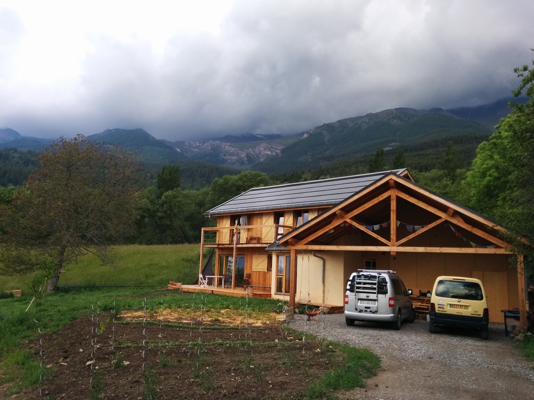 Une Maison paille à énergie positive