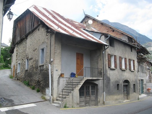 Isolation d'une maison de village a Chateauroux